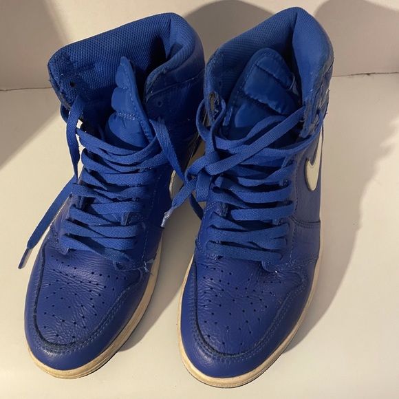 Jordan 1 Retro High
Hyper Royal royal blue jordan1 - Picture 11 of 11